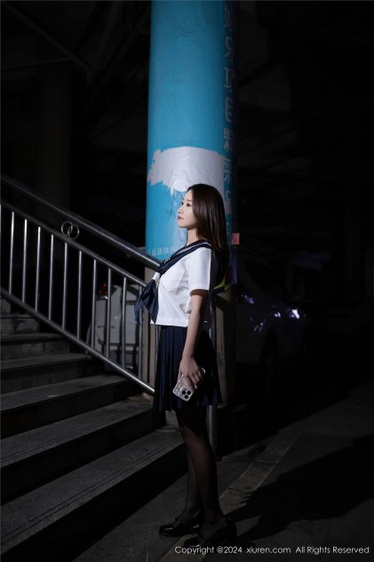 偷拍同性欧美日韩制服