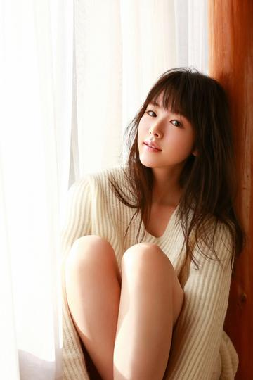 日韩欧美国产中文制服在线